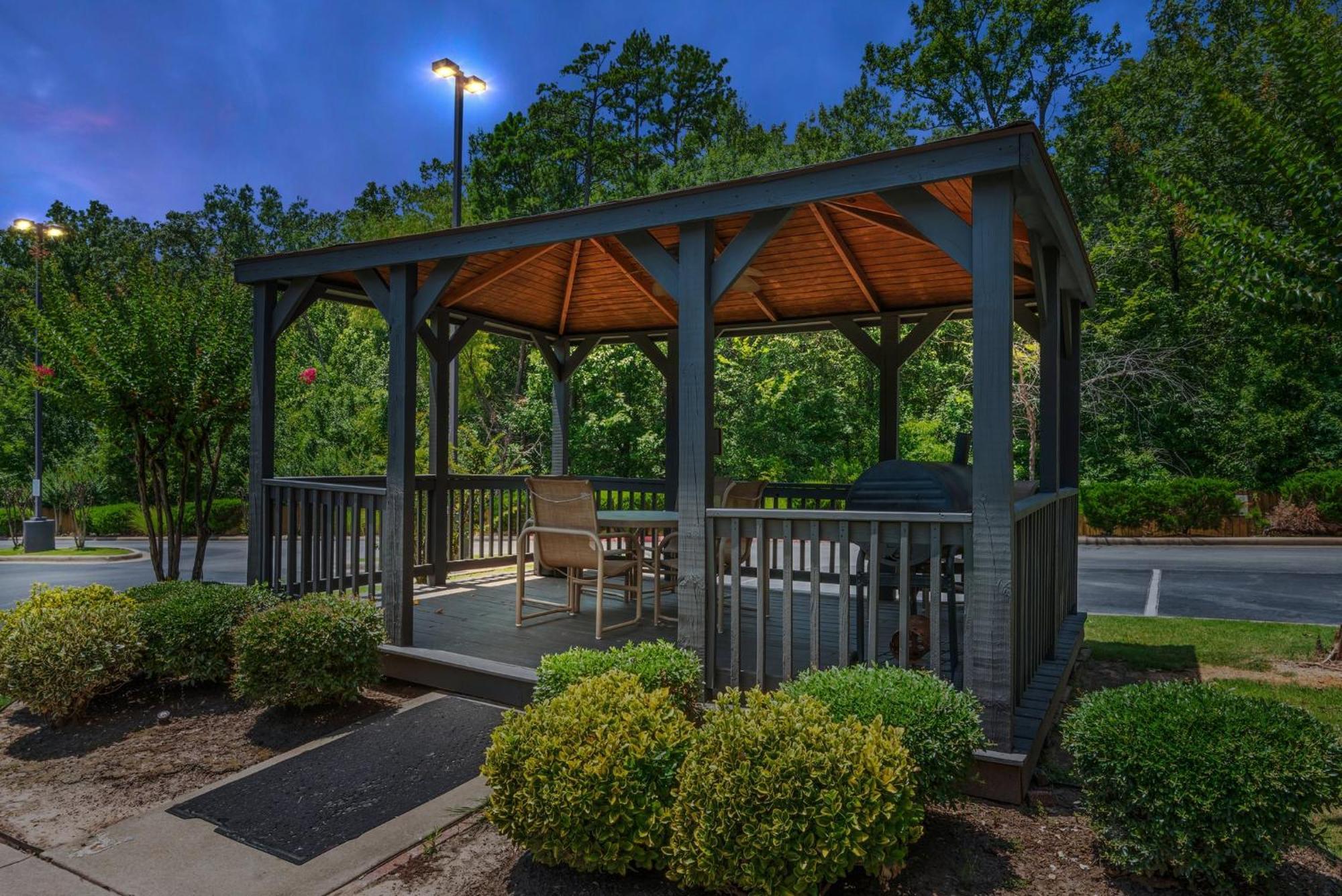 Holiday Inn Express & Suites Maumelle By Ihg Luaran gambar