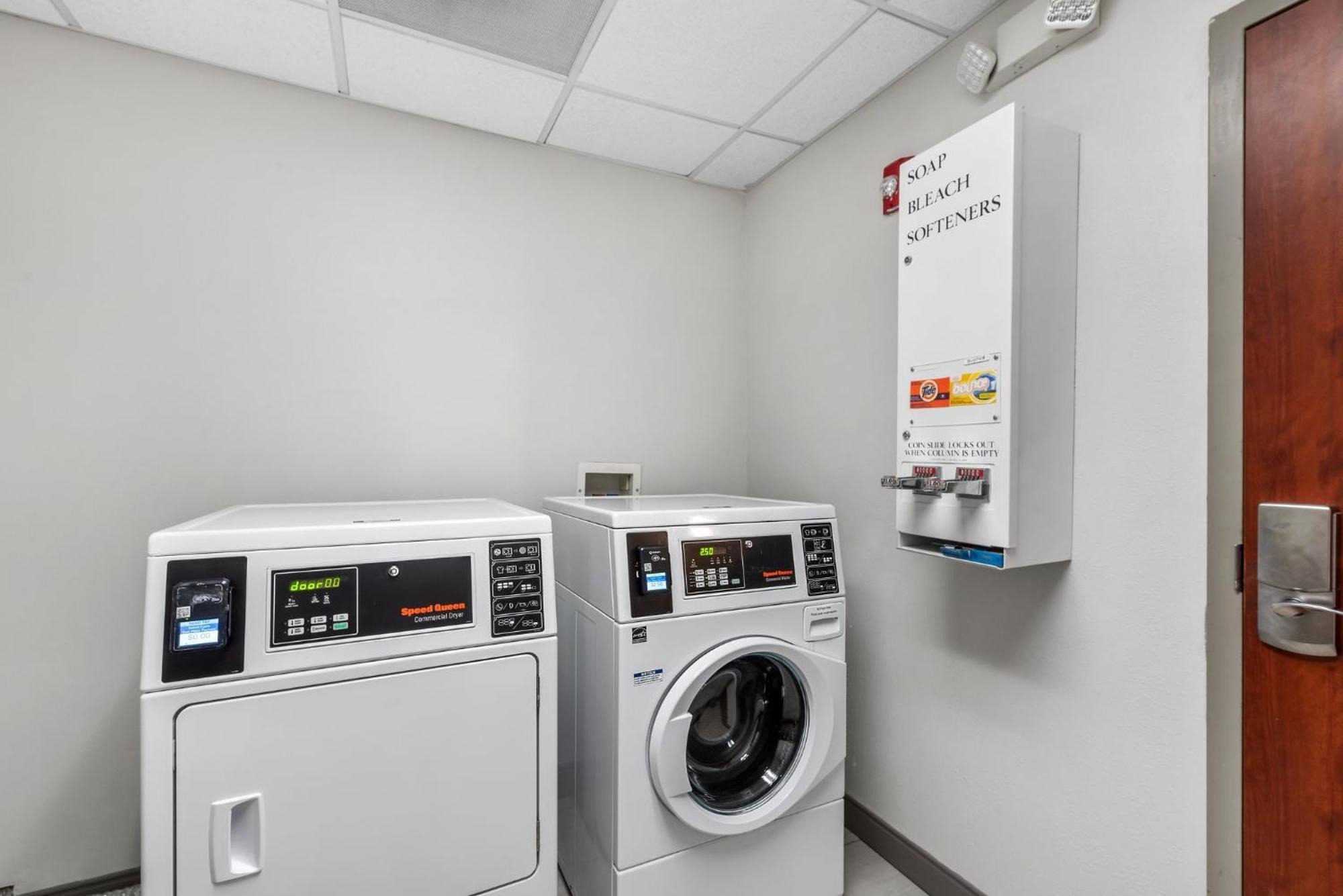 Holiday Inn Express & Suites Maumelle By Ihg Luaran gambar