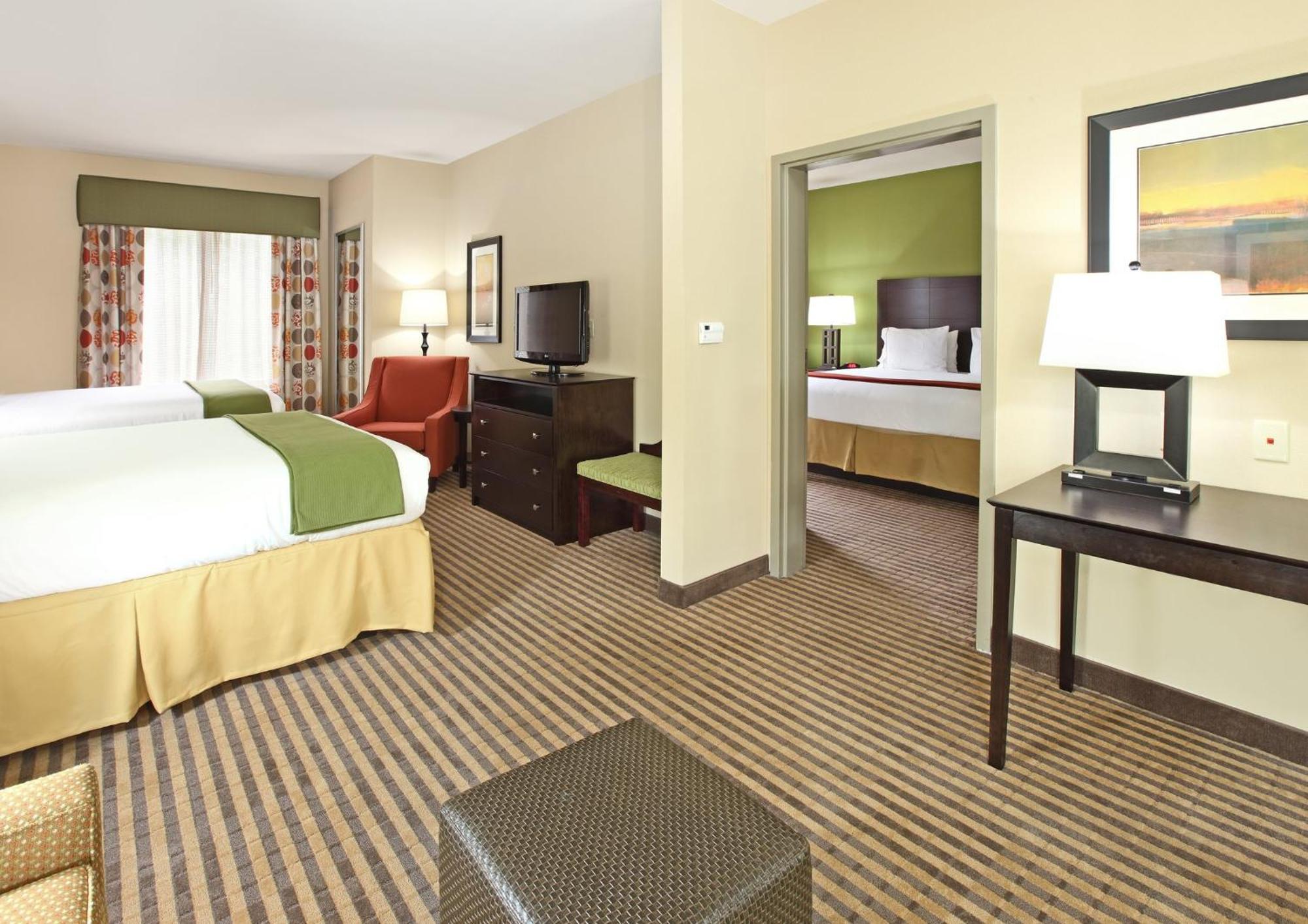 Holiday Inn Express & Suites Maumelle By Ihg Luaran gambar